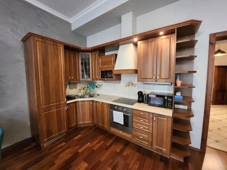Spacious Apartment 6Min From The Dancing House Praga Zewnętrze zdjęcie