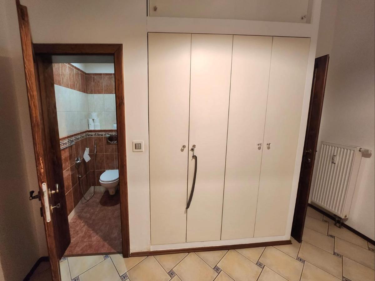 Spacious Apartment 6Min From The Dancing House Praga Zewnętrze zdjęcie